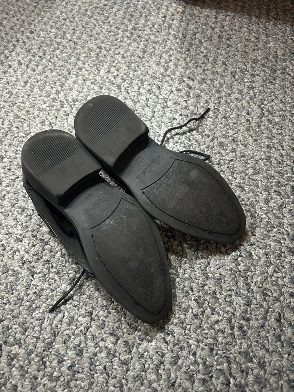 Men's Black and White Wingtip Dress Shoes